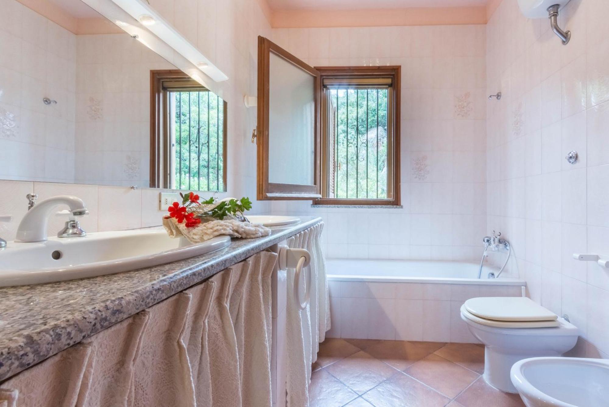Villa Bellavista Con Piscina Privata, Vista Mare Vicino A Villasimius Exterior foto